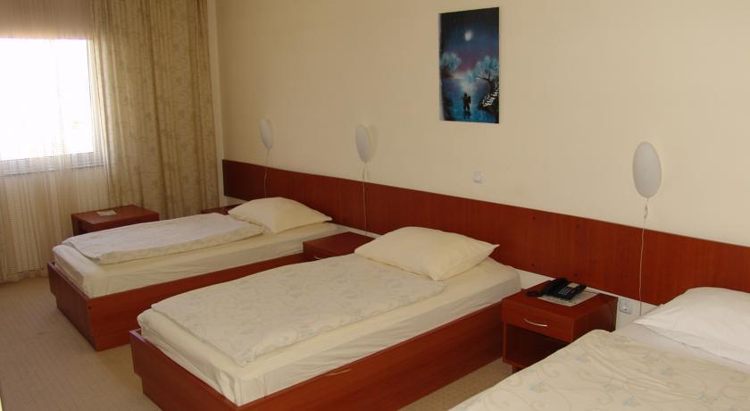 Hotel Zovko سلافونسكي برود المظهر الخارجي الصورة
